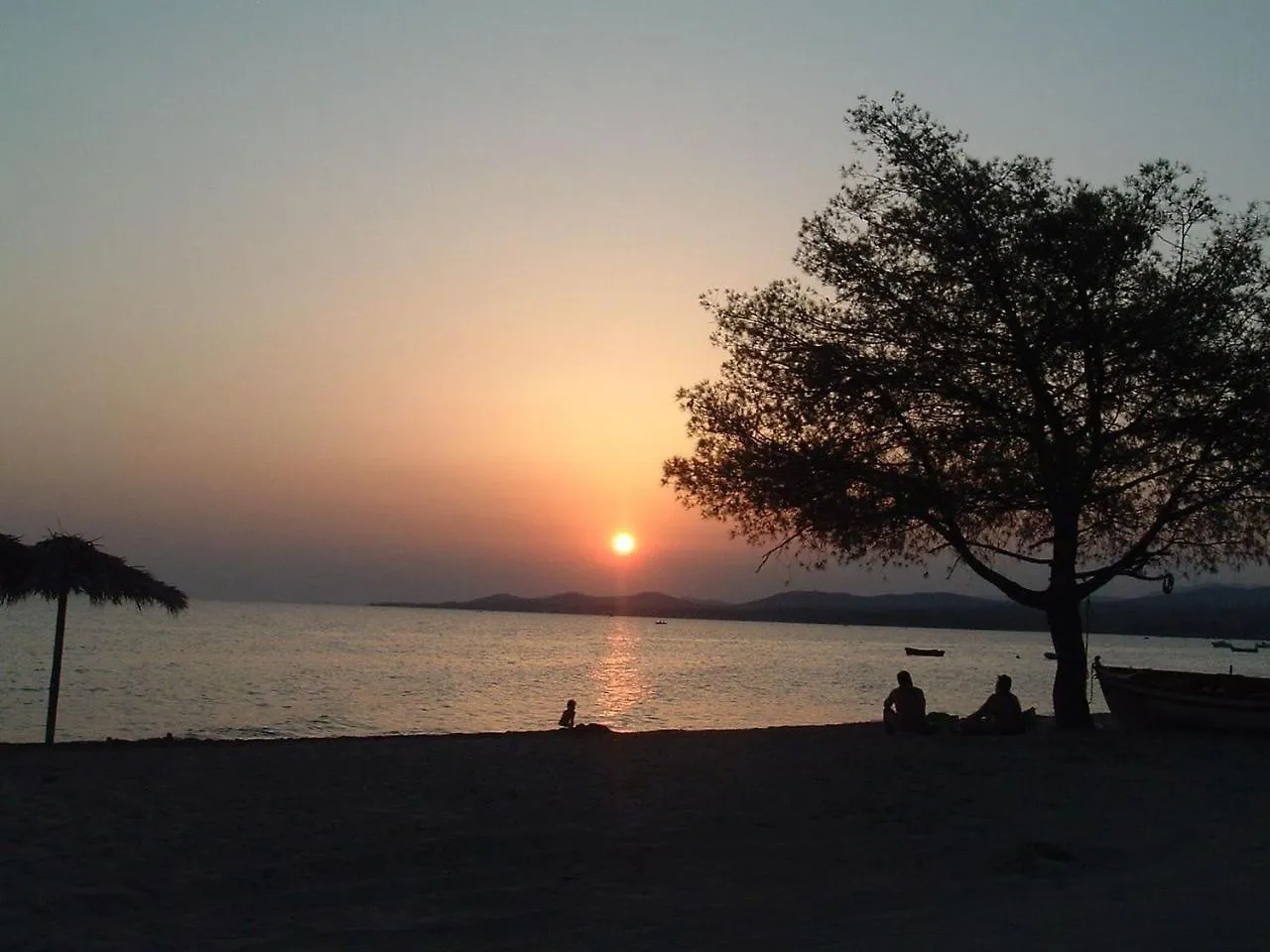 Finikas Garden Beach Resort Nikiti